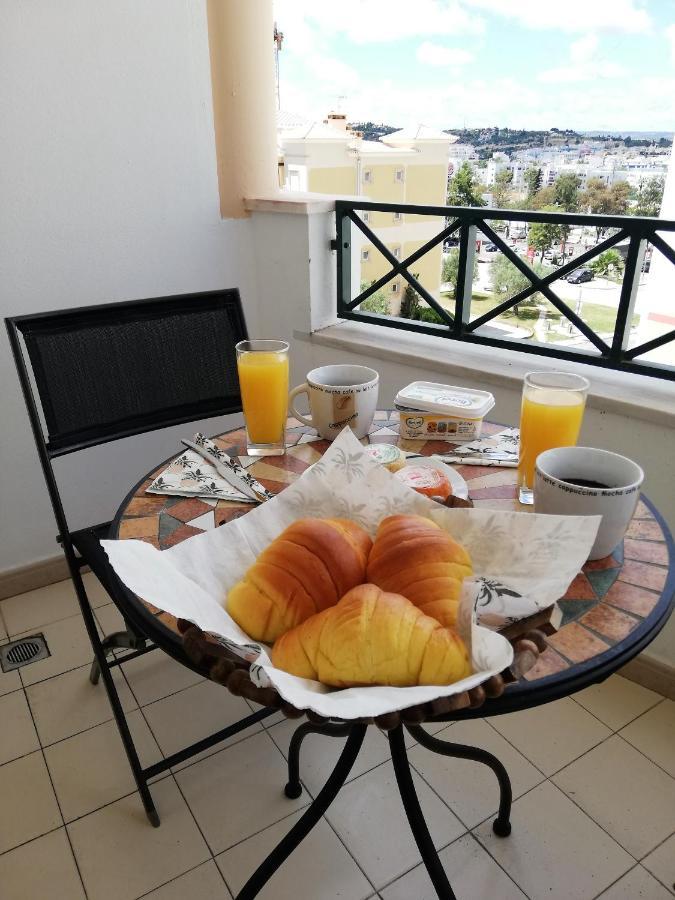 Two Bedroom Apartment - 110M2, Ac, Terrace, Wi-Fi Lagos Extérieur photo