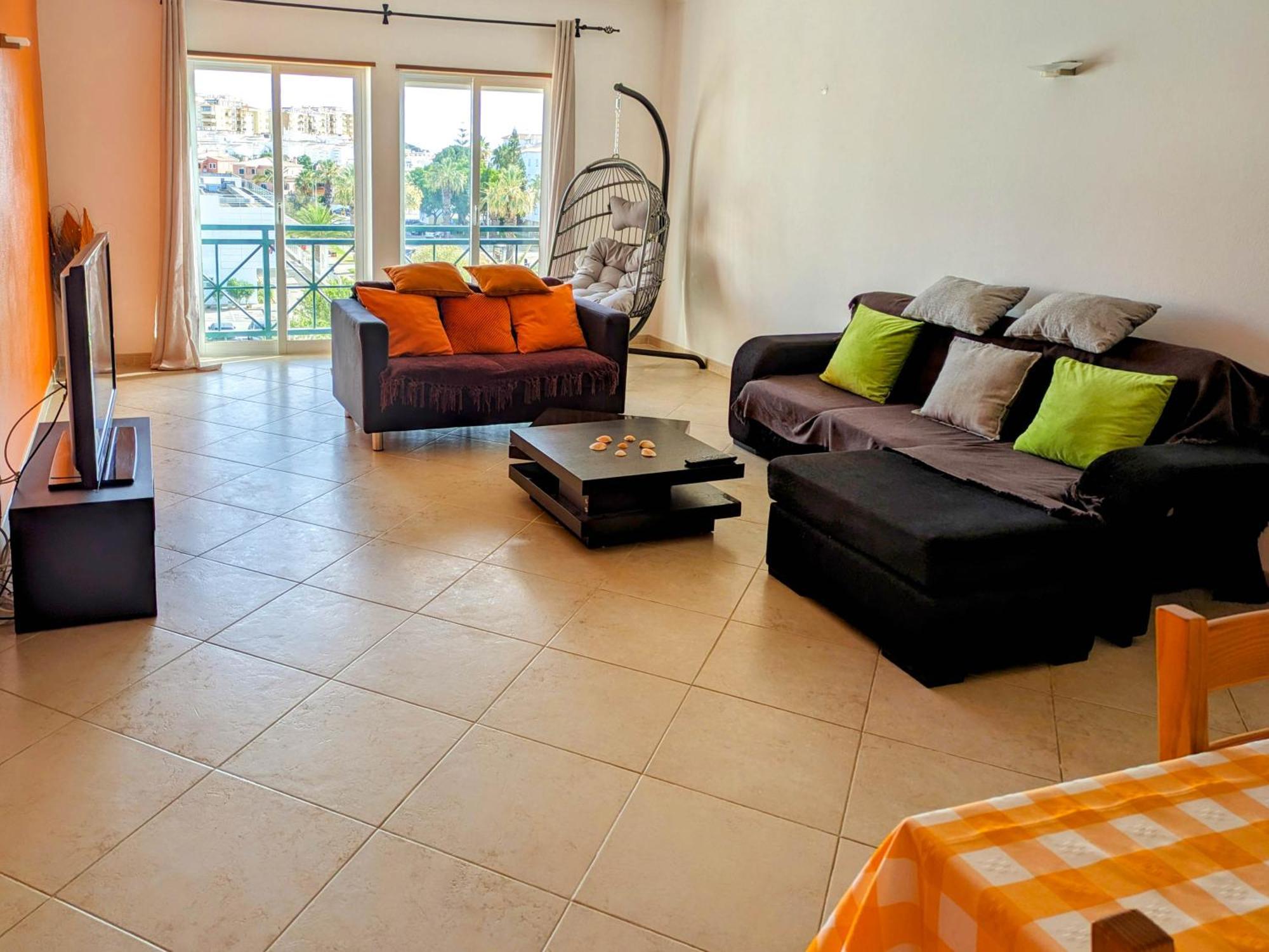 Two Bedroom Apartment - 110M2, Ac, Terrace, Wi-Fi Lagos Extérieur photo